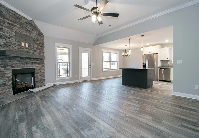 1080 Harrison Way — Photo 2