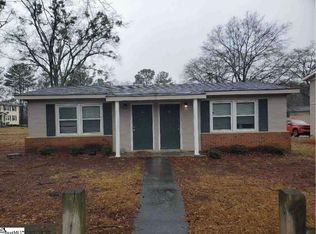 201 Chandler Dr APT 8A, Gaffney, SC 29340