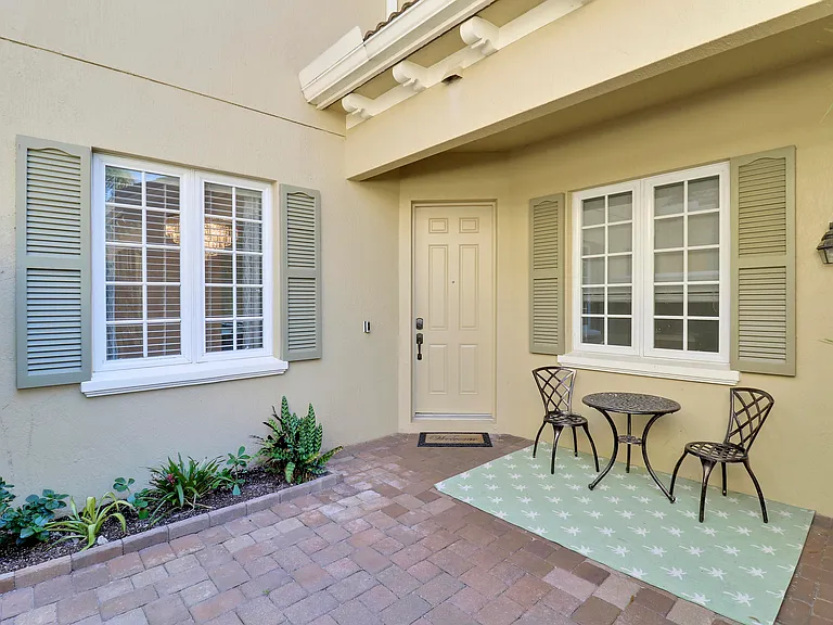 4790 Cadiz Cir — Photo 3