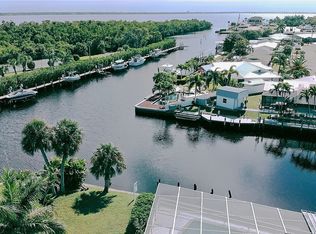 1679 Lakeside Ter, North Fort Myers, FL 33903