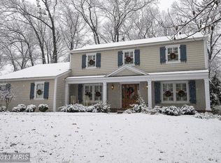 17 Saint Andrews Rd, Severna Park, MD 21146