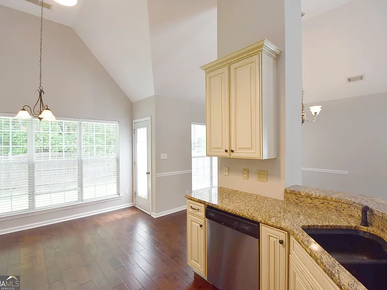 208 Turnbridge Cir — Photo 24