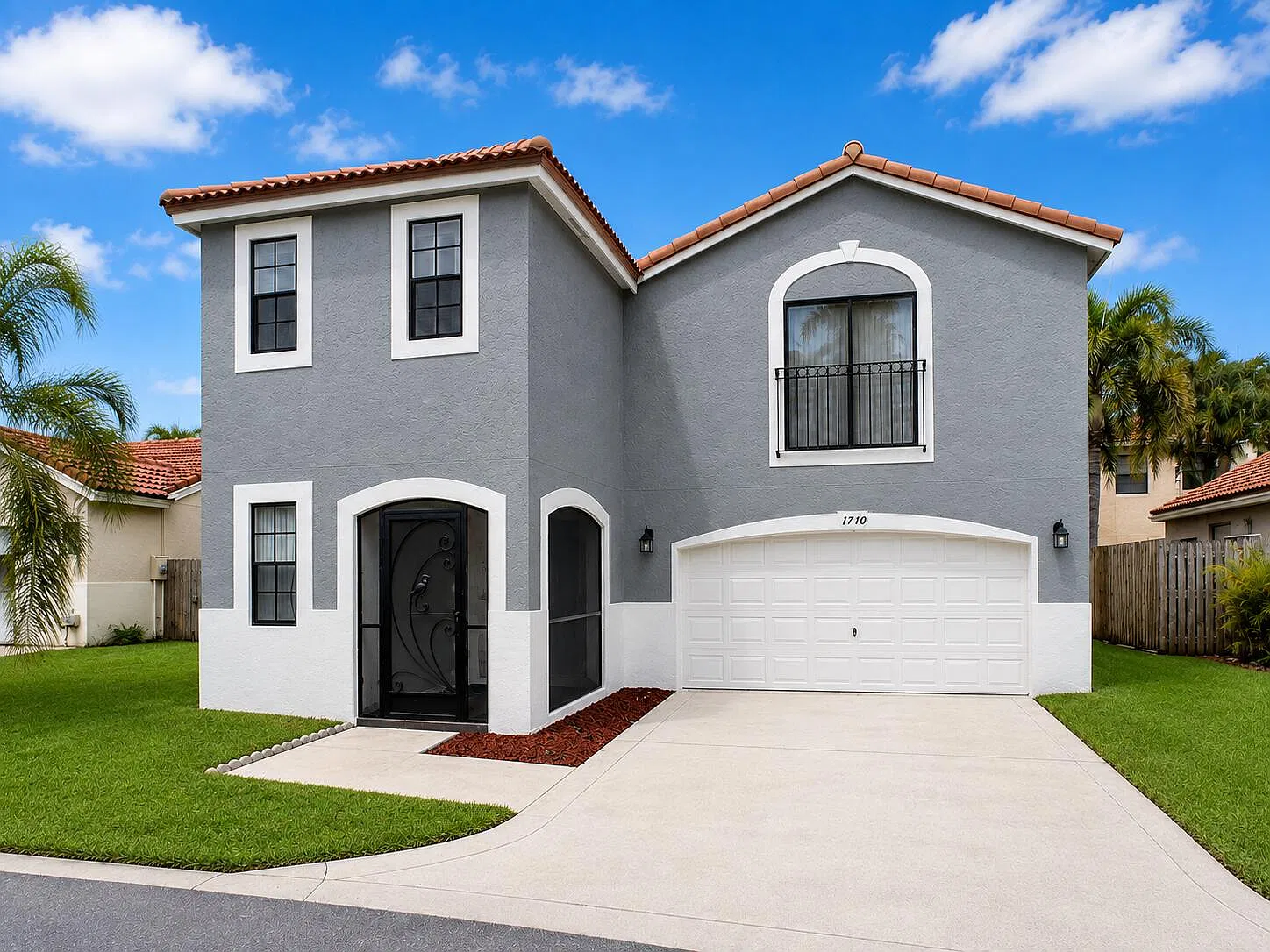 3 bed, 2.5 bath, 1997 sqft, $3,400 — Photo 1