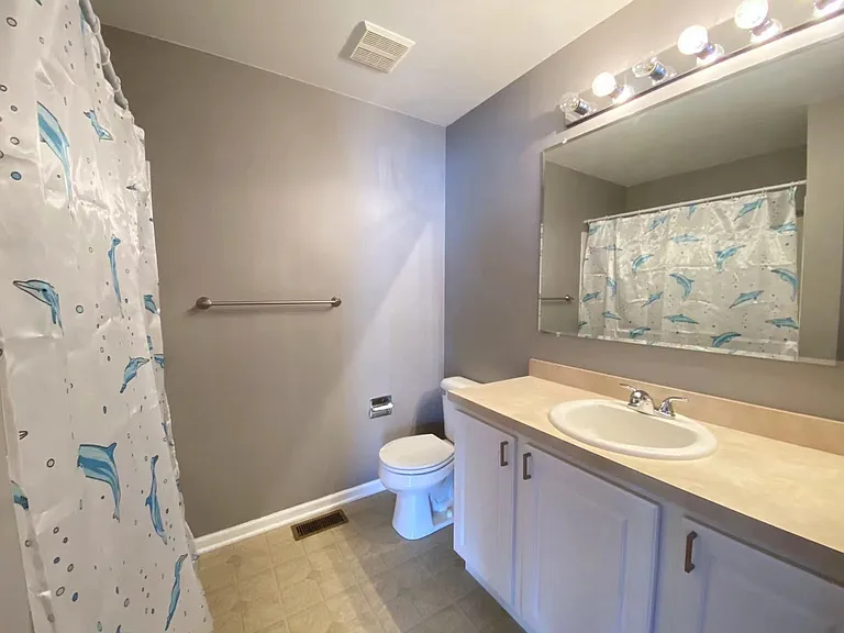 2279 Barrington Dr E #2279 — Photo 13