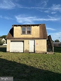 2nd image of 1127 Frosty Hollow Rd