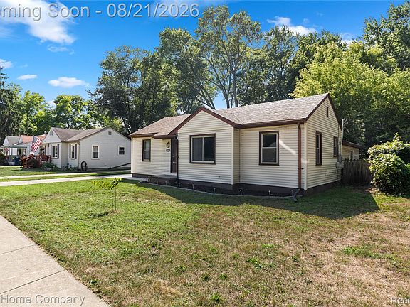 3rd image of 12095 Kinloch