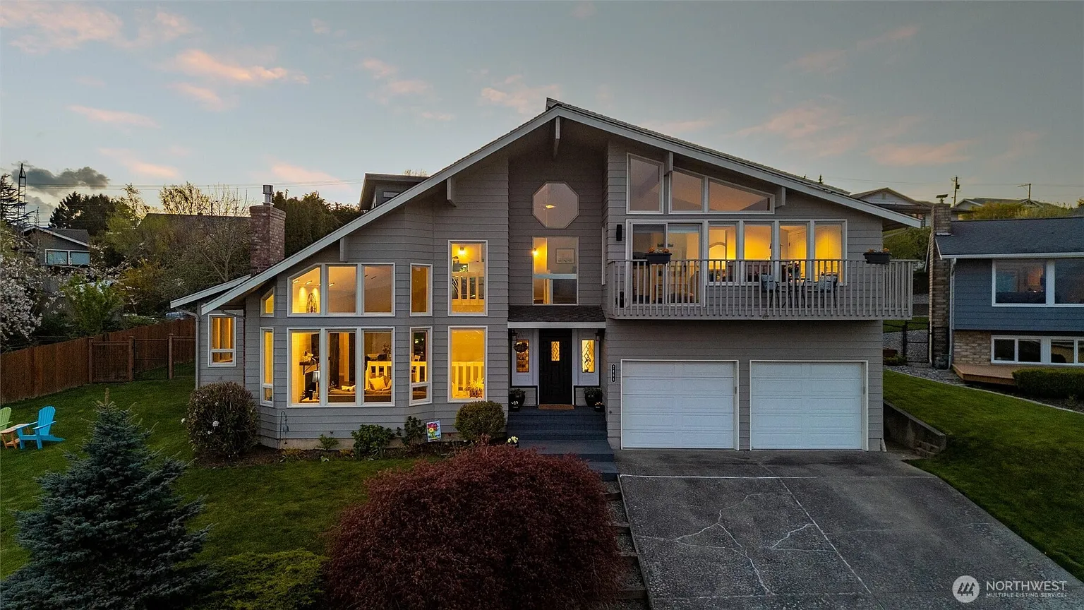 2468 Heights Drive photo 1