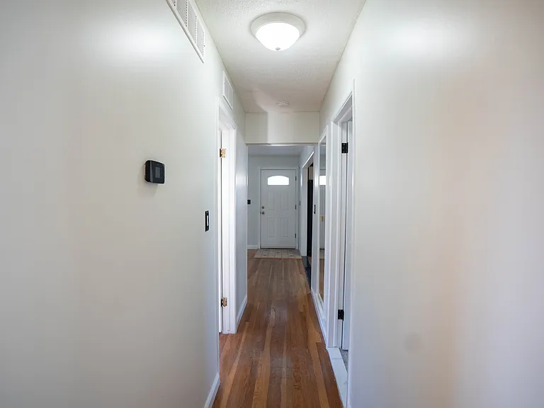22932 Allor St — Photo 11