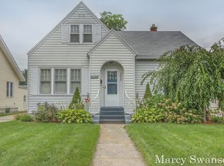 2035 Duiker Ave NE, Grand Rapids, MI 49505