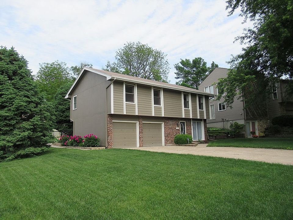 1st image of 2208 N 113th St
