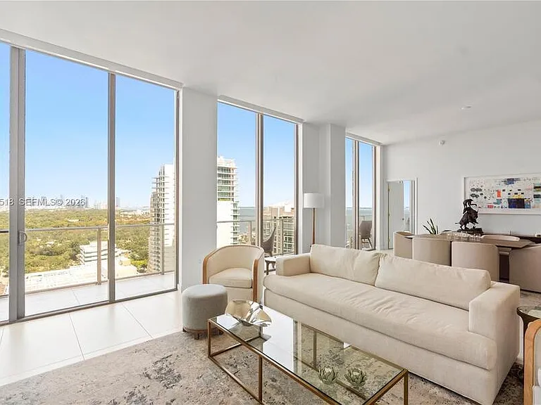 2678 Tigertail Ave #Penthouse 4 — Photo 5
