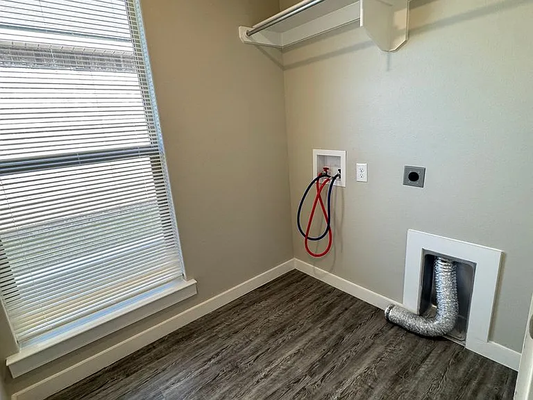 3208 Corpus Ave — Photo 11