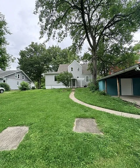 513 W Saint Louis St — Photo 28
