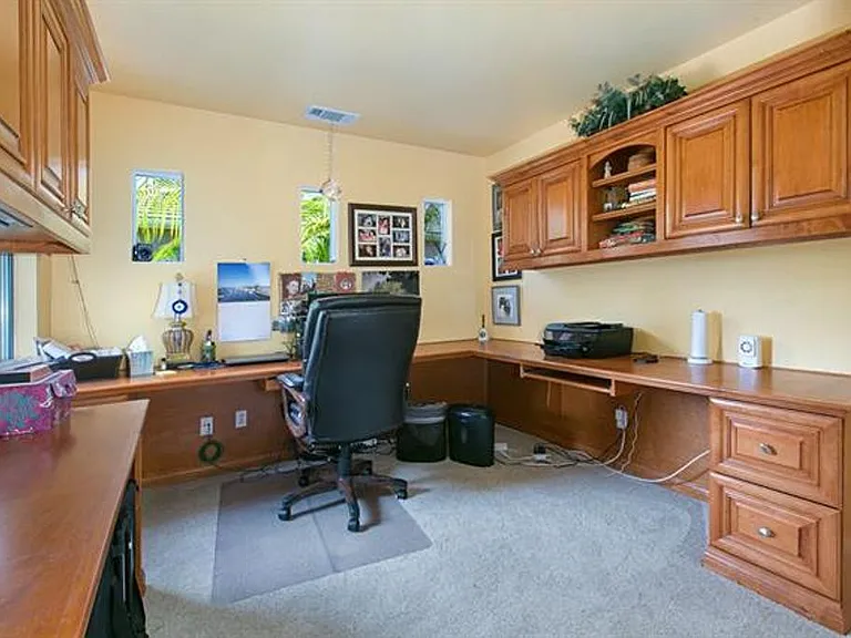 2941 Avenida Castana — Photo 11