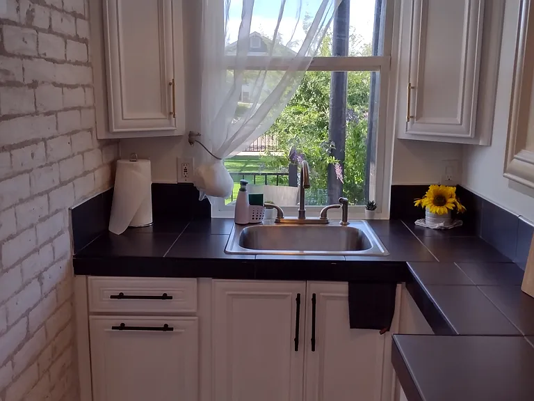 2141 W Madison St #A — Photo 79