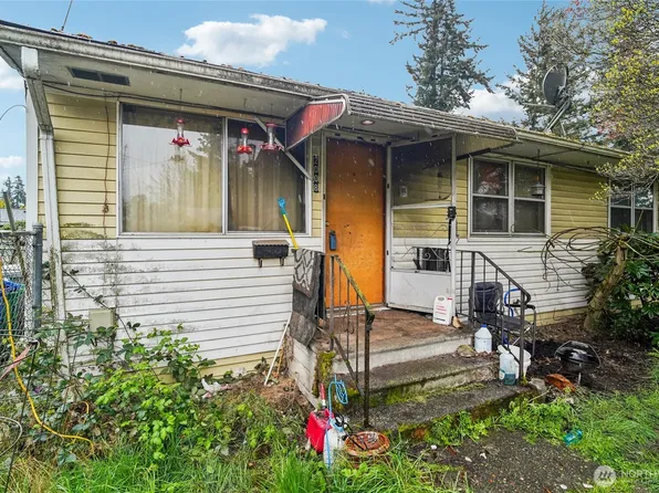 2008 Harrington Circle NE, Renton, WA 98056