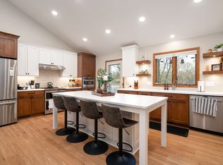 5894 Red Cherry Ln, Minnetonka, MN 55345