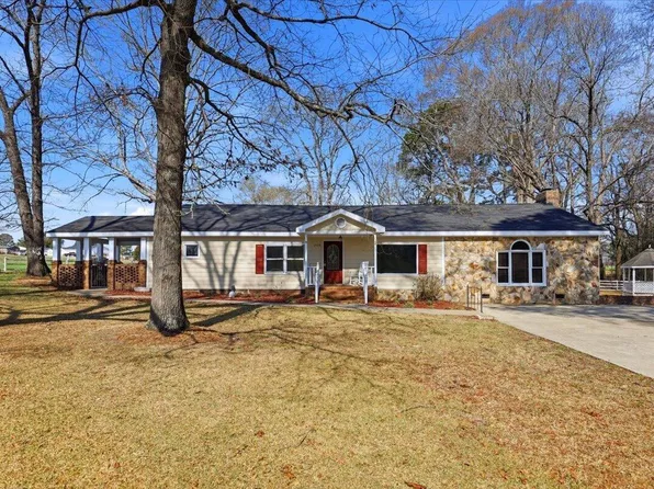 6449 Red Hill Church Rd, Benson, NC 27504