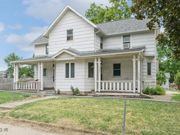 1320 Cleveland Ave, Des Moines, IA 50316