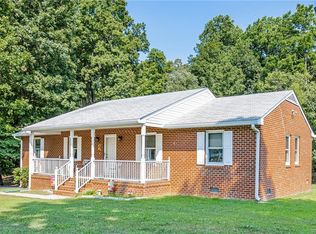 7920 Eddie Ln, Quinton, VA 23141