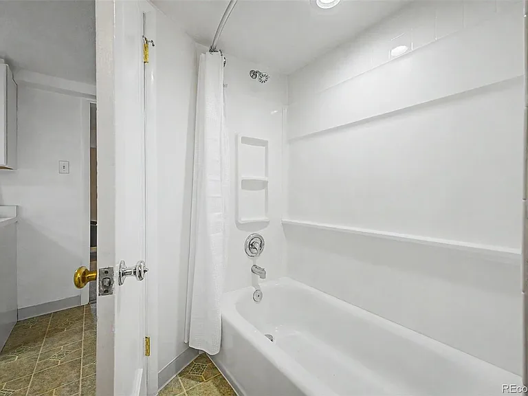 3028-3030 N Raleigh St (Duplex) - OPT 2 6/19/26  — Photo 15