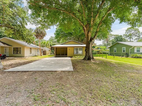 16 45th Avenue, Vero Beach, FL 32968