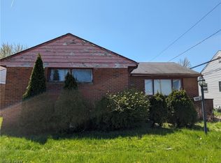 18612 Restor Ave, Cleveland, OH