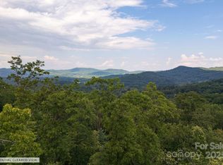 5 Masterpiece View Dr, Hendersonville, NC 28739