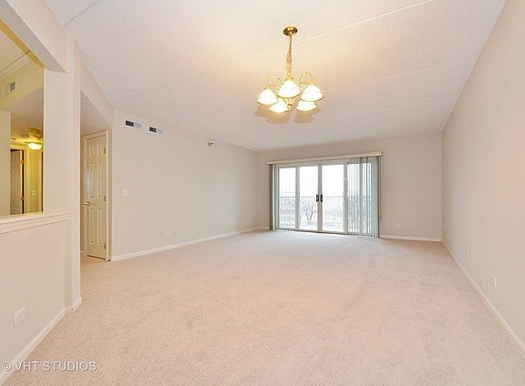 3rd image of 7091 W Touhy Ave APT 304