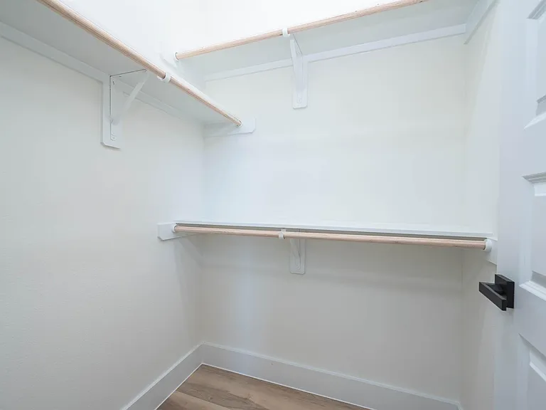3207 Saint Emanuel St #A — Photo 29