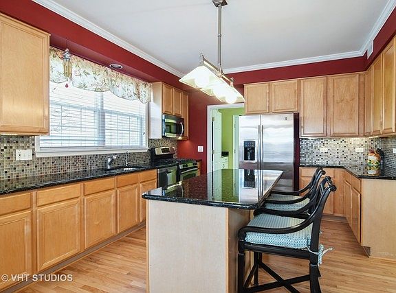3rd image of 3 N Chestnut Ct