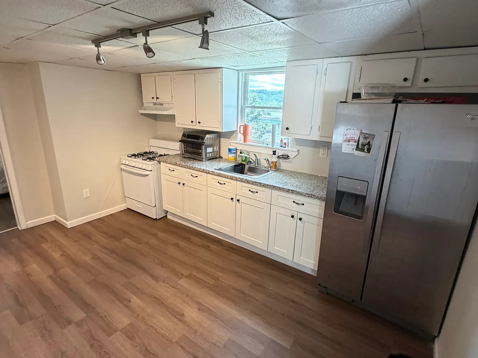 1 bed, 750 sqft, $749 — Photo 1