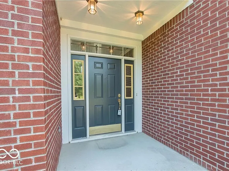 15151 New Haven Dr — Photo 3