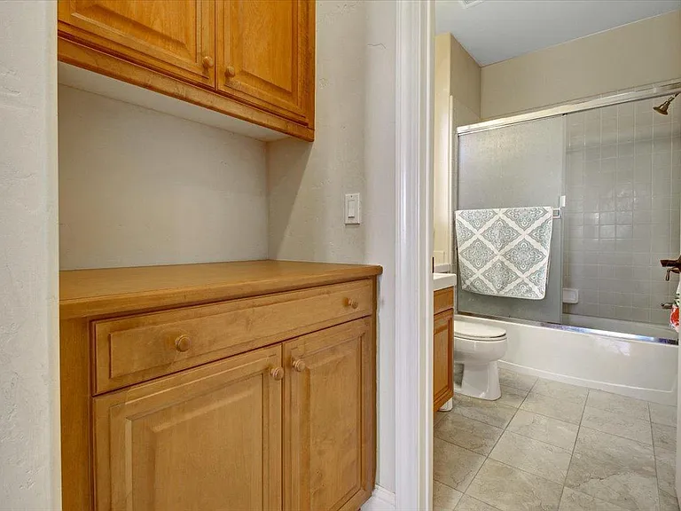 1852 Saddle Park Pl — Photo 40