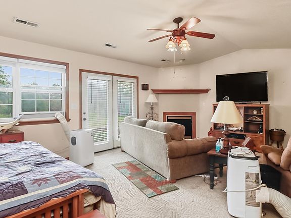 2nd image of 1054 Kalijah Rd