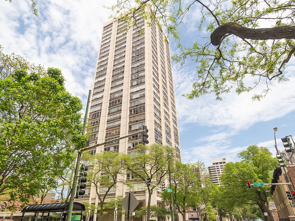 1st image of 70 W Burton Pl APT 3005