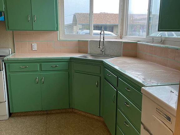 2nd image of 6033 Juanche Ave #2