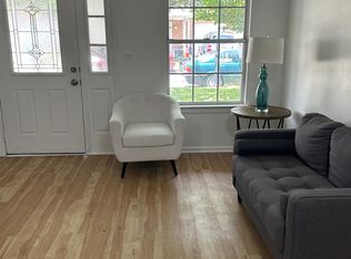 28 Delavan Ct, New Brunswick, NJ 08901