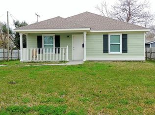 1112 Hunter Dr, Texas City, TX 77590
