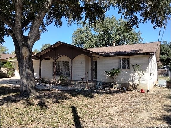 2nd image of 4002 Skyridge Ave