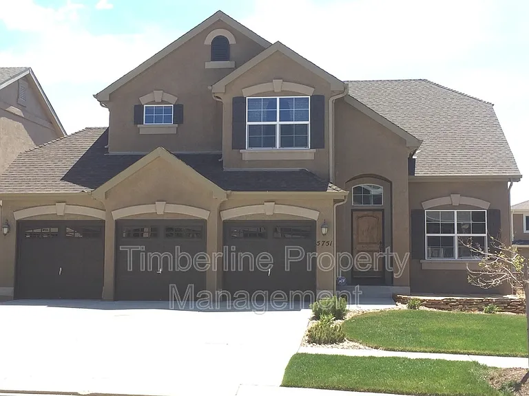 5751 Cisco Dr — Photo 2