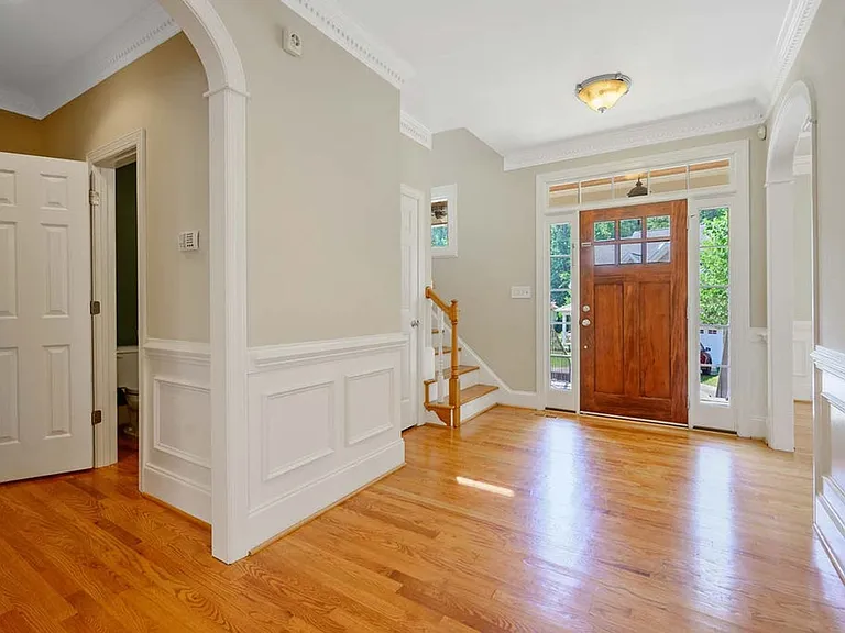 8333 Wheatstone Ln — Photo 6