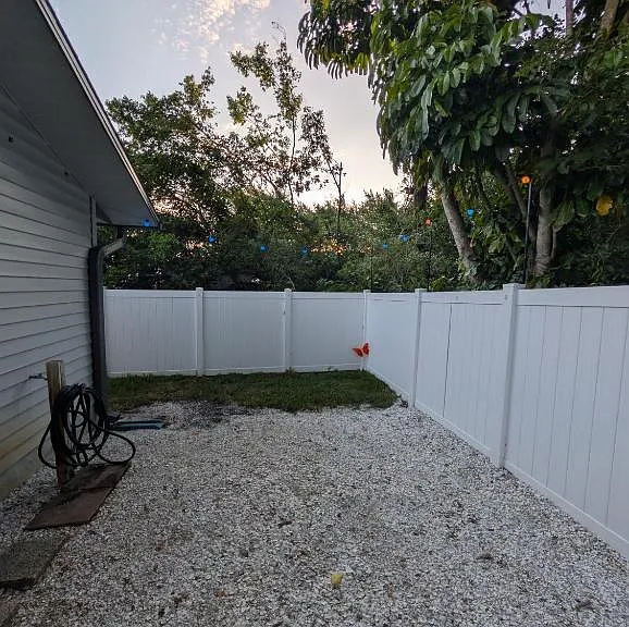 Virginia Ave — Photo 21