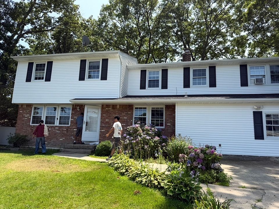 1st image of 34 Lebrun St #1