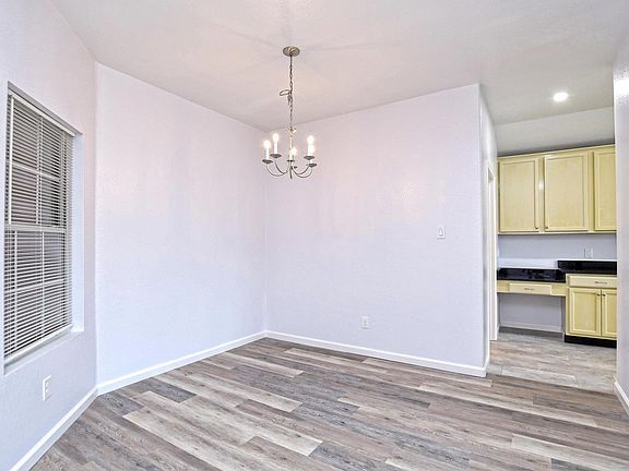 5th image of 401 Bandara Woods Blvd