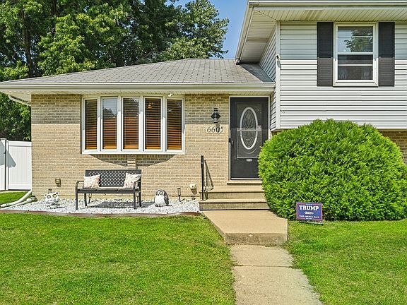 2nd image of 6605 Peyla Ln