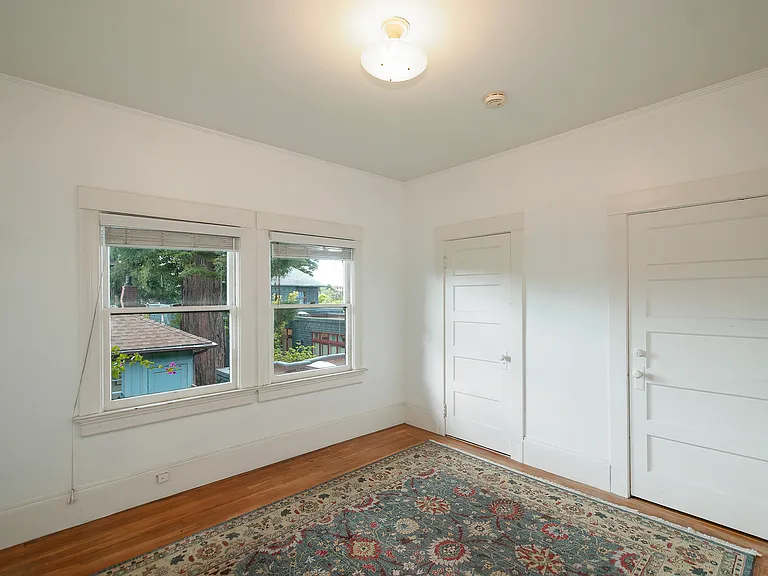 2208 Ward St #C — Photo 12