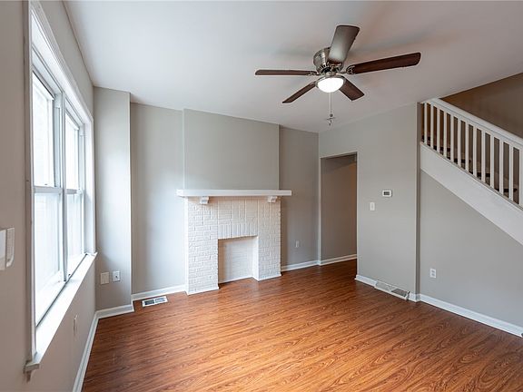 5th image of 130 Chesterfield Rd