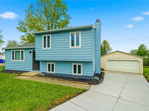 668 Westbrook Ct, Ravenna, OH 44266