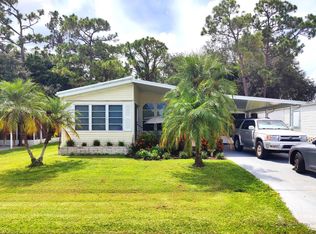 8411 Wagon Wheel Cir, North Fort Myers, FL 33917